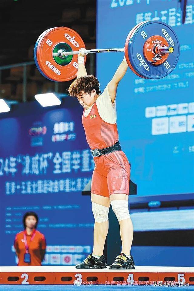 举重项目人才济济，选手实力均衡的简单介绍