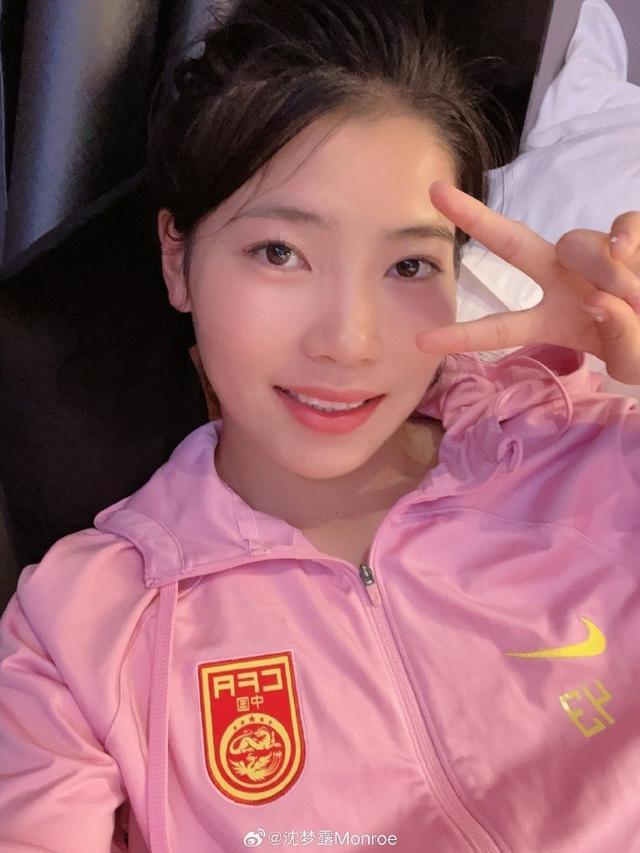 世界杯倒计时：女足备战精气神饱满的简单介绍